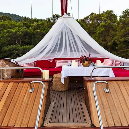Blue Voyage Yacht Charter Botel Fethiye